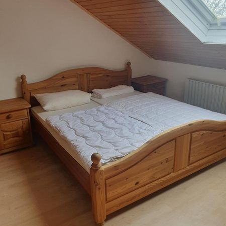 Heilbach Pension Zum Hollerbusch מראה חיצוני תמונה